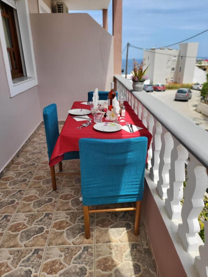 Roumeliotis House Lägenhet Karpathos Exteriör bild