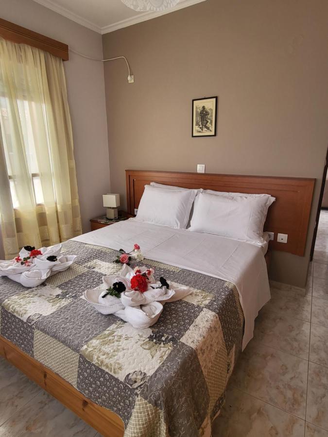Roumeliotis House Lägenhet Karpathos Exteriör bild