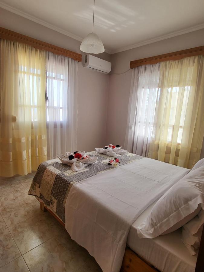 Roumeliotis House Lägenhet Karpathos Exteriör bild